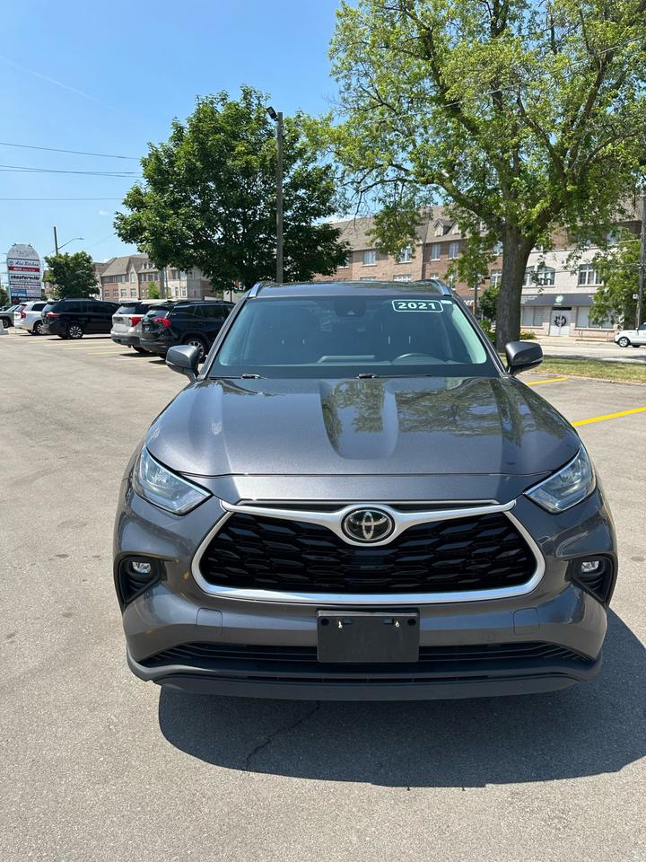 2021 Toyota Highlander XLE - Photo #8