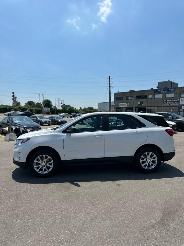 2020 Chevrolet Equinox LS - Photo #2