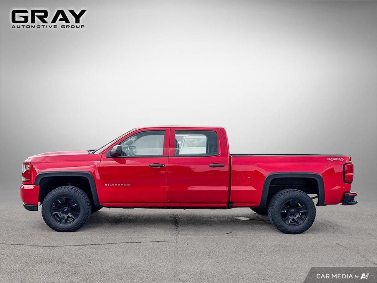 2018 Chevrolet Silverado 1500 5.3L V8/Crew/6.6 Box - Accident Free Low Mileage - Photo #2