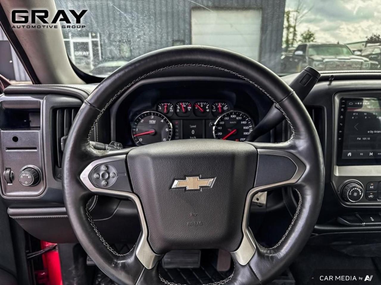 2018 Chevrolet Silverado 1500 5.3L V8/Crew/6.6 Box - Accident Free Low Mileage - Photo #10