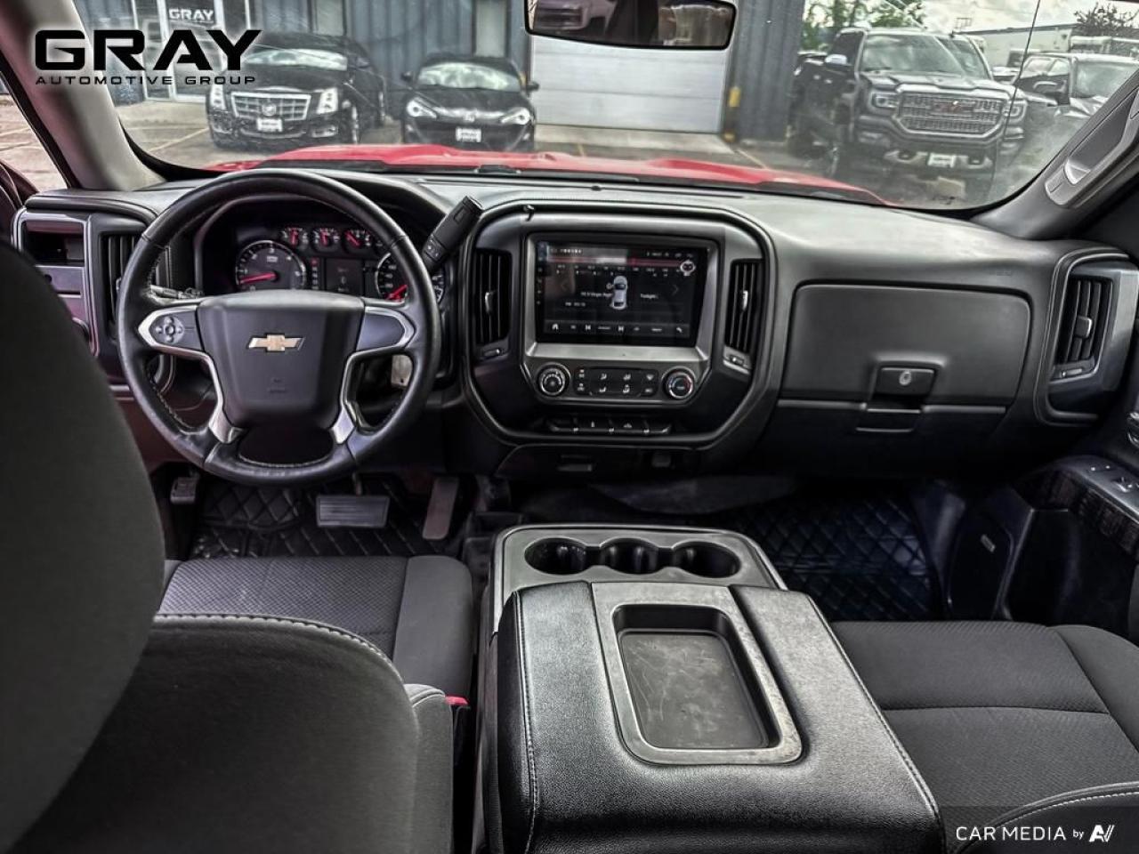 2018 Chevrolet Silverado 1500 5.3L V8/Crew/6.6 Box - Accident Free Low Mileage - Photo #15