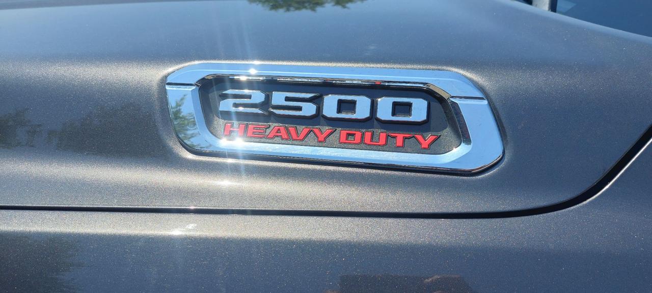 2021 RAM 2500 2500HD CUMMINS DIESEL 4X4 Photo