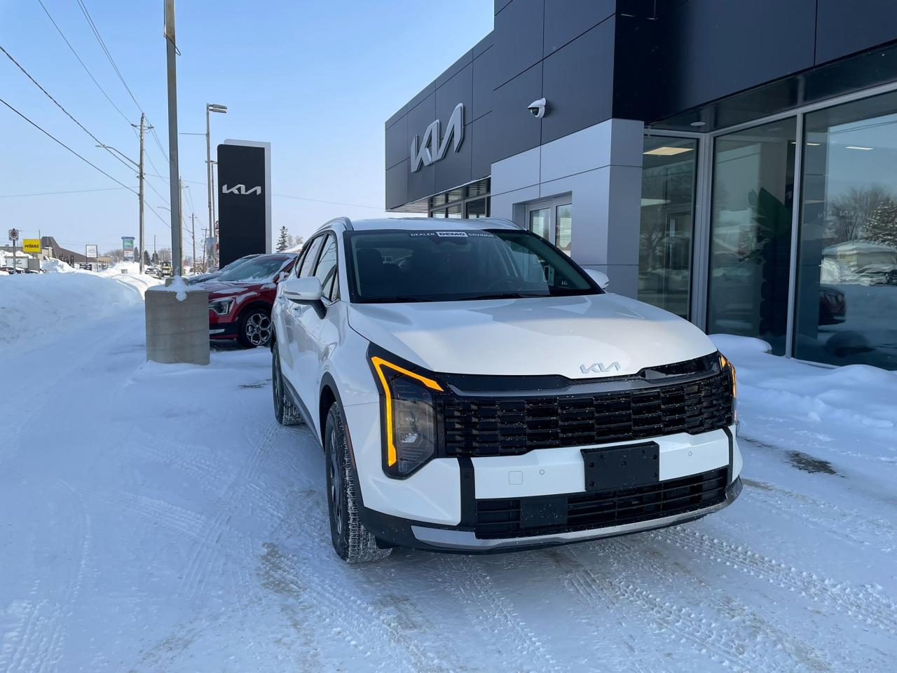 2026 Kia Sportage Hybrid EX *Used Dealer Demo* Photo