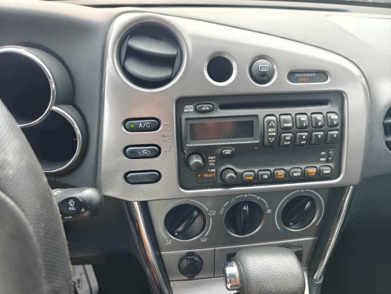 2008 Pontiac Vibe FWD - Photo #13