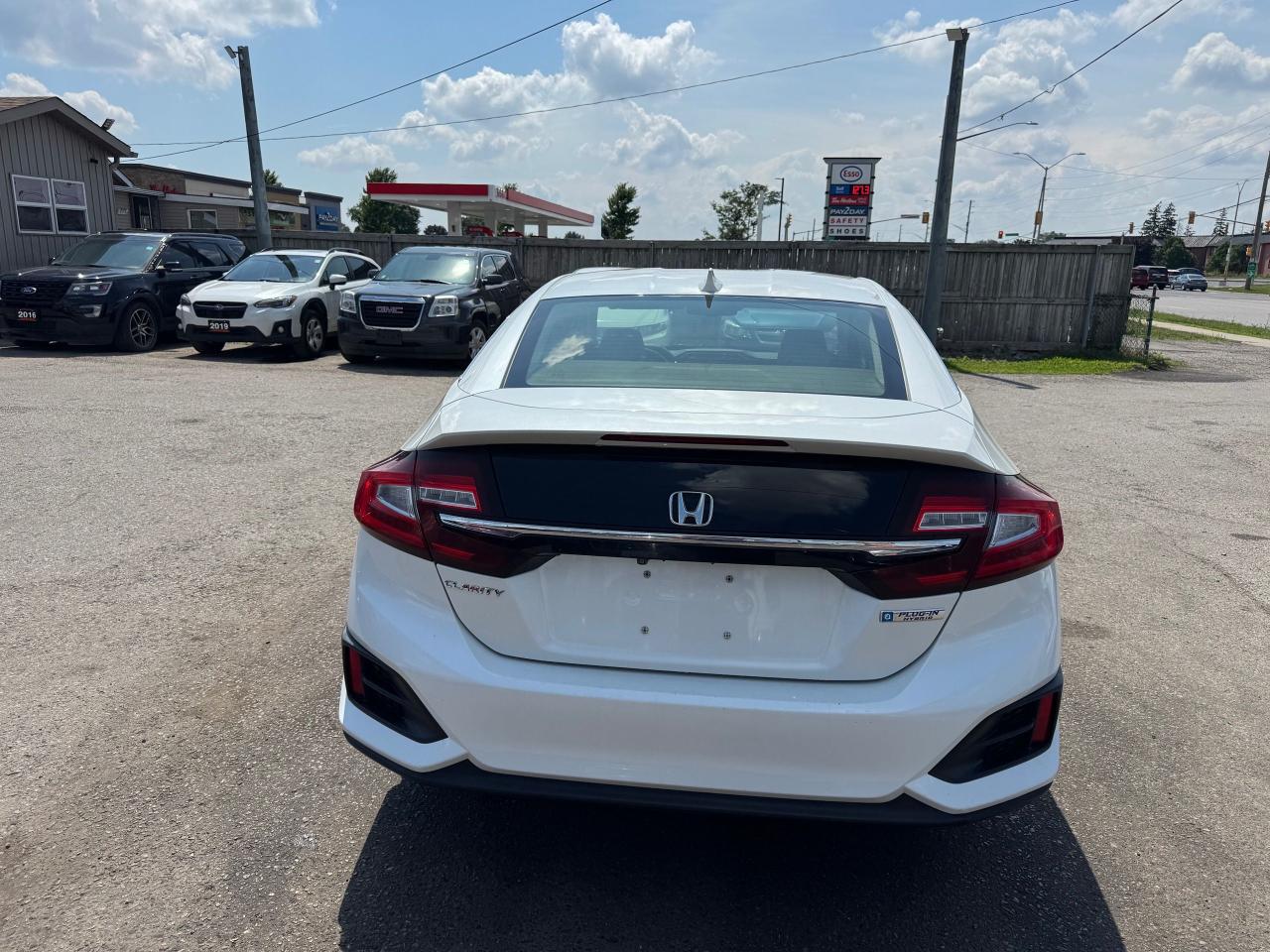2019 Honda Clarity PLUG-IN HYBRID, LEATHER, ALLOYS, LOADED, CERTIFIED - Photo #4