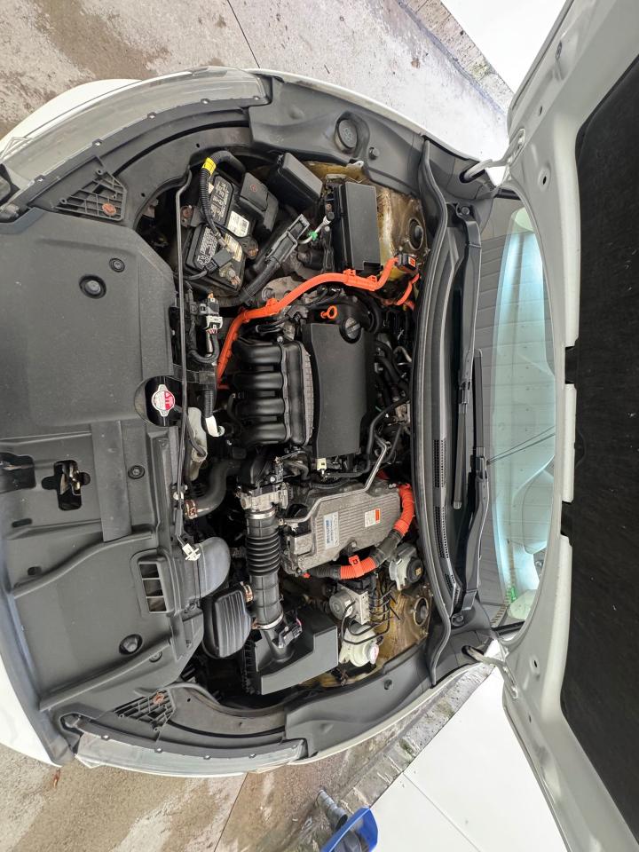 2019 Honda Clarity PLUG-IN HYBRID, LEATHER, ALLOYS, LOADED, CERTIFIED - Photo #16