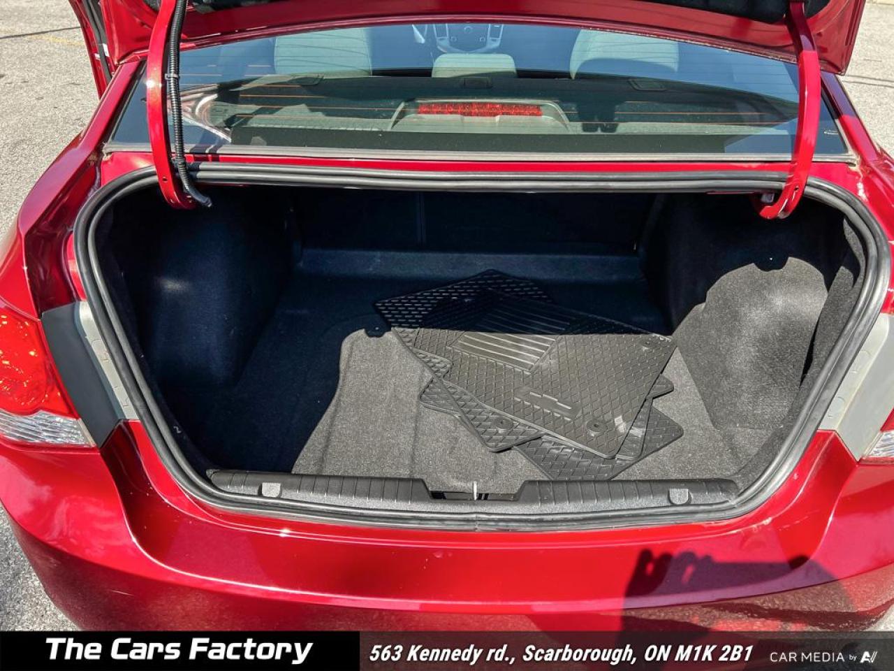 2011 Chevrolet Cruze LT Turbo+ w/1SB - Photo #12