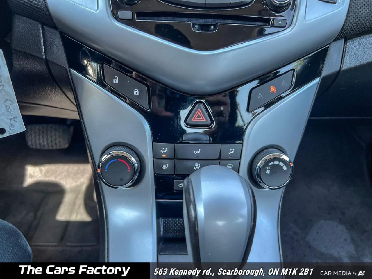 2011 Chevrolet Cruze LT Turbo+ w/1SB - Photo #21