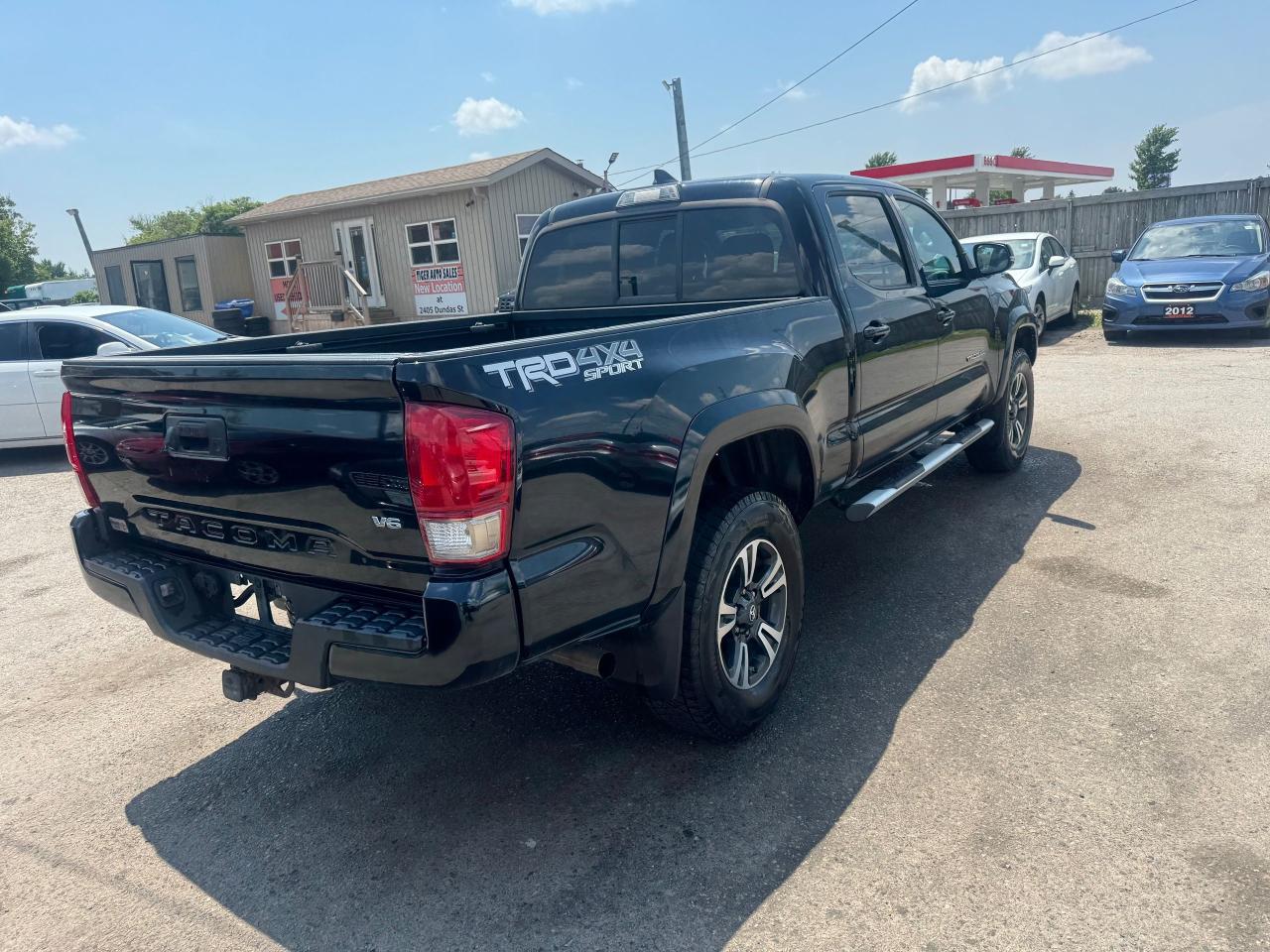 2016 Toyota Tacoma TRD SPORT 4X4, CREW, ONLY 97KMS, CERTIFIED Photo4