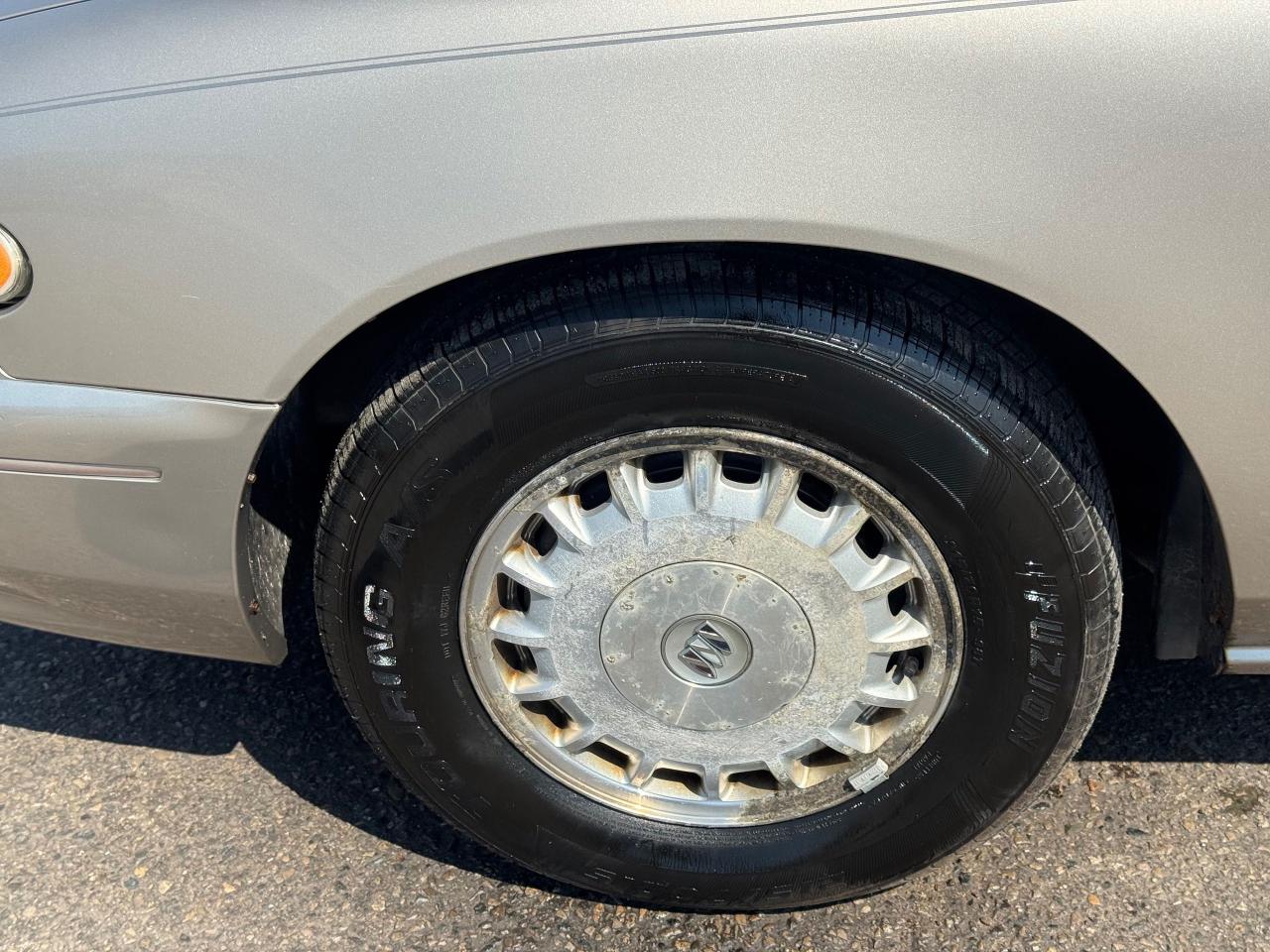 2002 Buick Century CUSTOM, LOW KMS, ONLY 64,000KMS, CERTIFIED - Photo #9