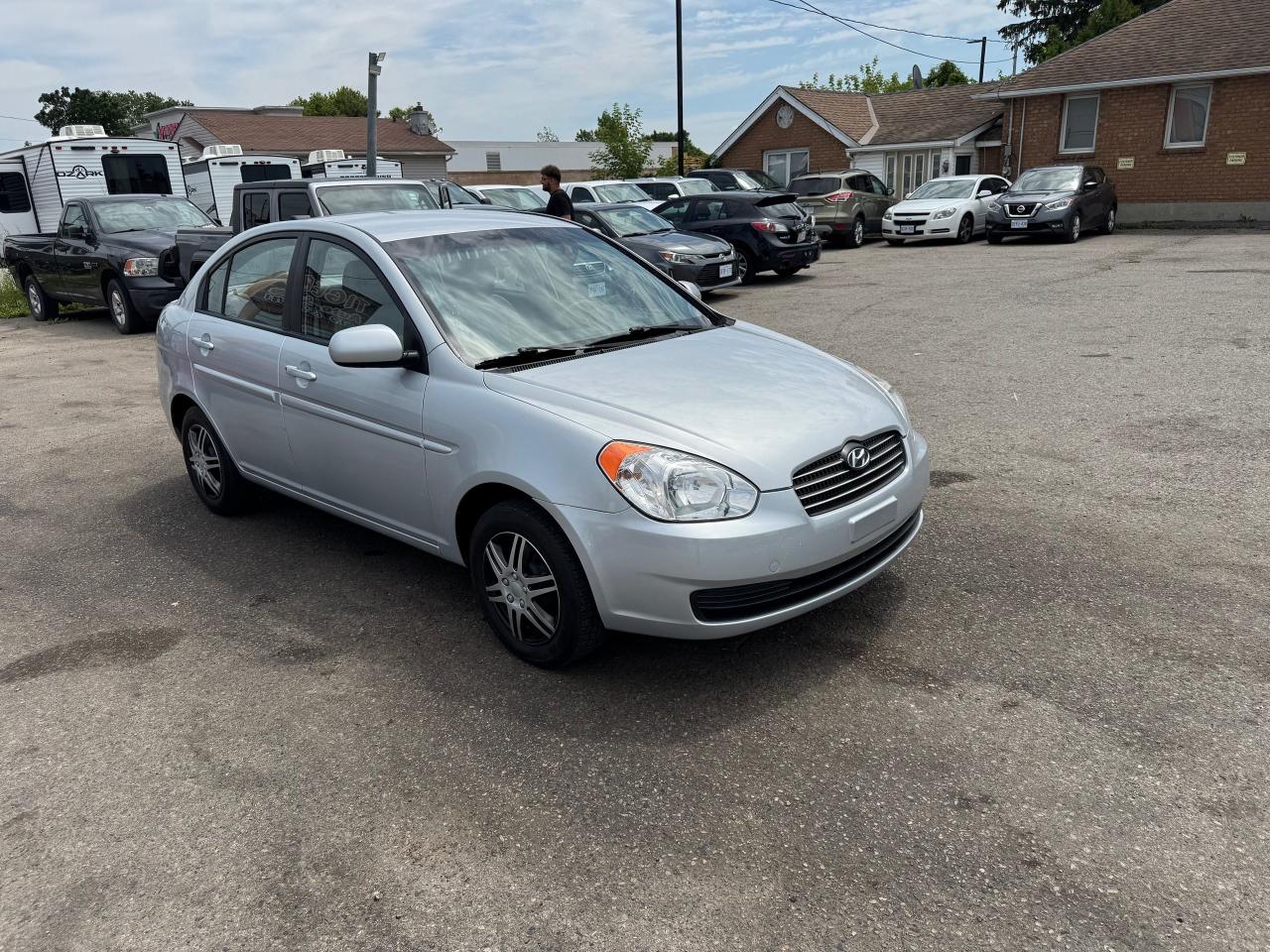 2010 Hyundai Accent GL, SEDAN, MANUAL, ONLY 85,000KMS, CERTIFIED - Photo #7
