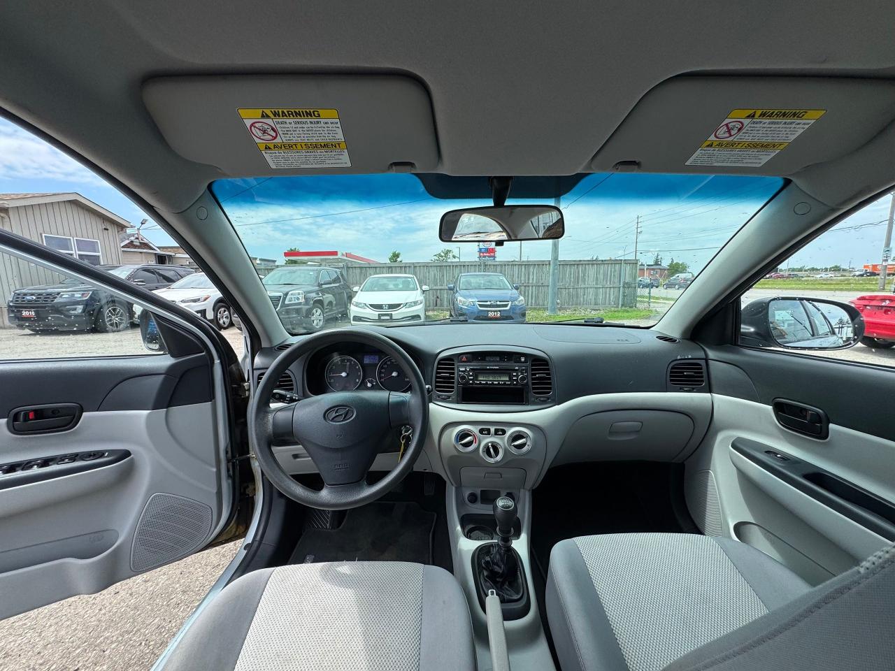 2010 Hyundai Accent GL, SEDAN, MANUAL, ONLY 85,000KMS, CERTIFIED - Photo #13