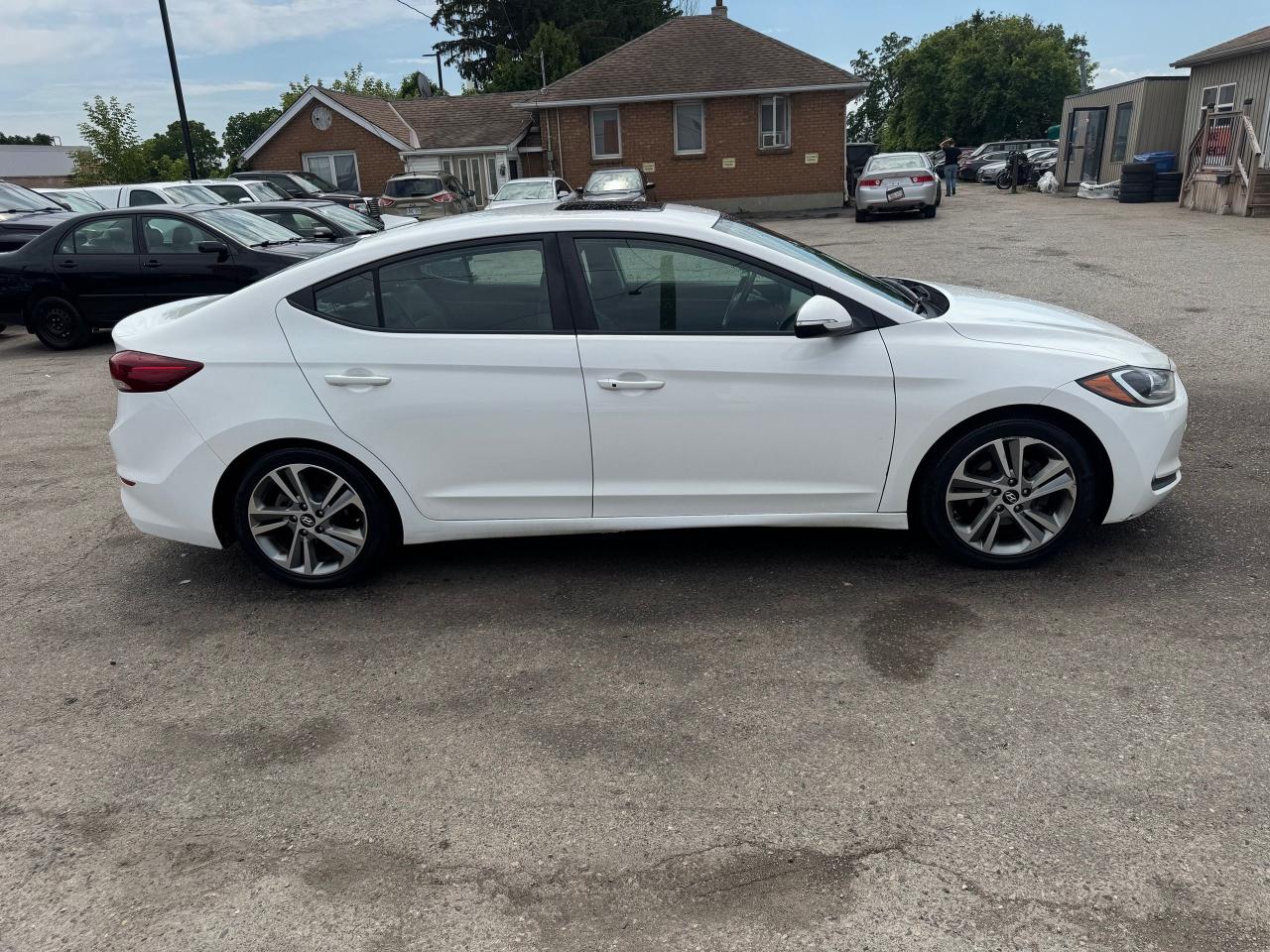 2018 Hyundai Elantra GLS, LEATHER, ROOF, WHEELS, CAM, ONLY 172KMS, CERT - Photo #6