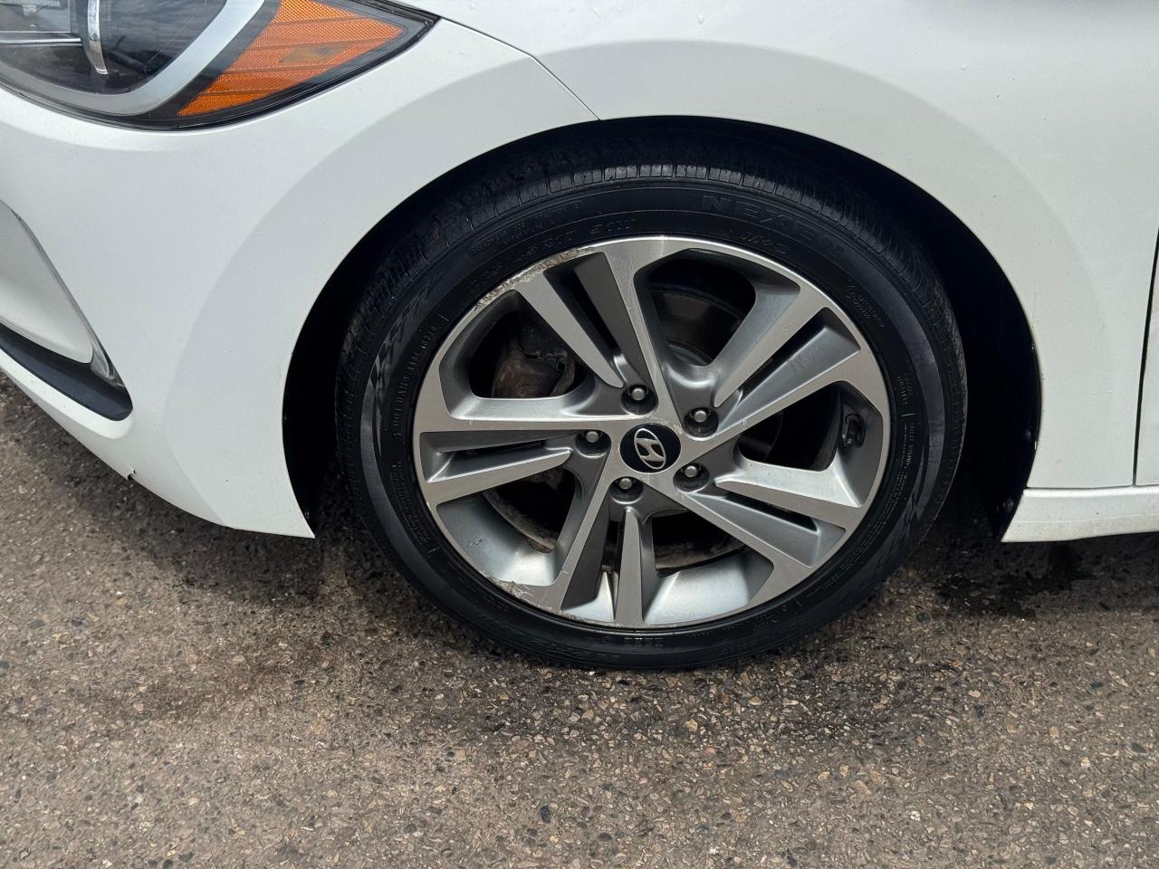 2018 Hyundai Elantra GLS, LEATHER, ROOF, WHEELS, CAM, ONLY 172KMS, CERT - Photo #9