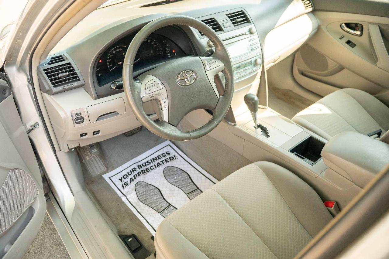 2008 Toyota Camry HYBRID Base - Photo #15
