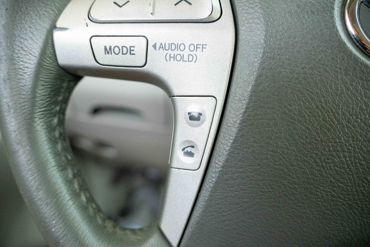 2008 Toyota Camry HYBRID Base - Photo #24