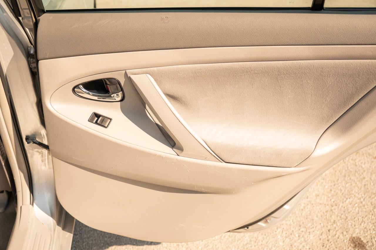 2008 Toyota Camry HYBRID Base - Photo #40