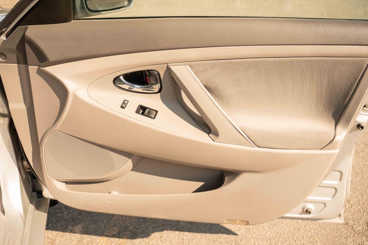 2008 Toyota Camry HYBRID Base - Photo #42