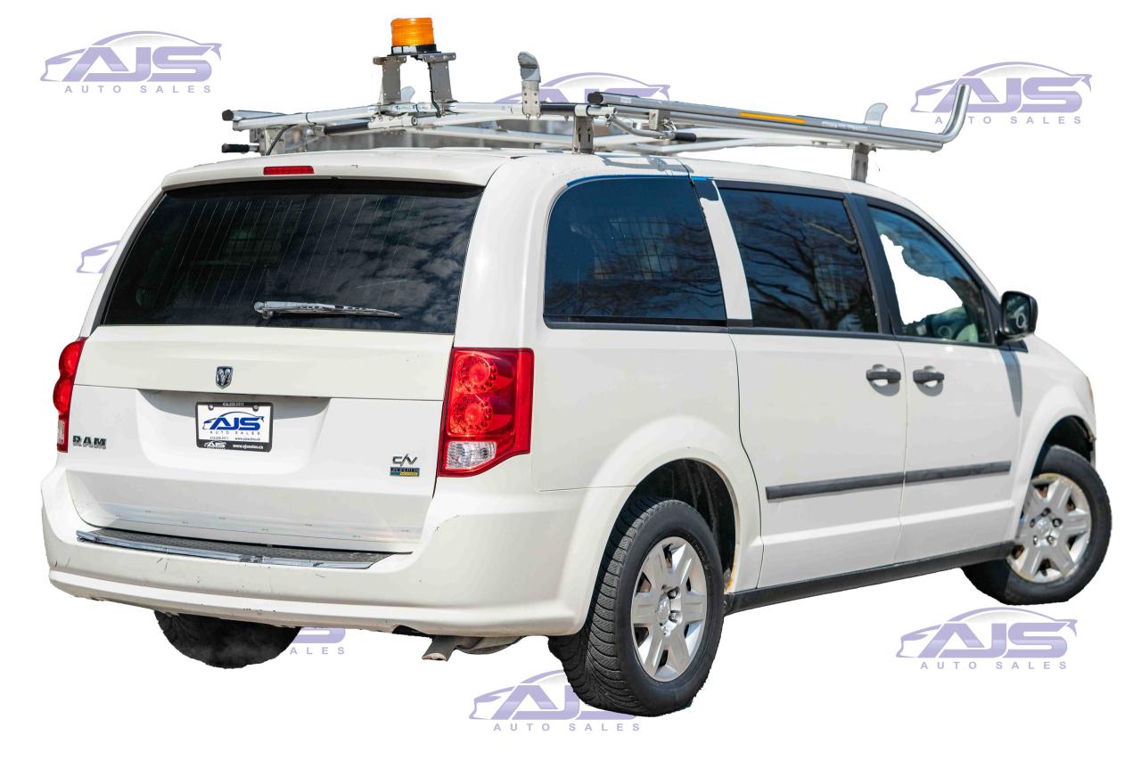 2010 Dodge Grand Caravan C/V - Photo #3