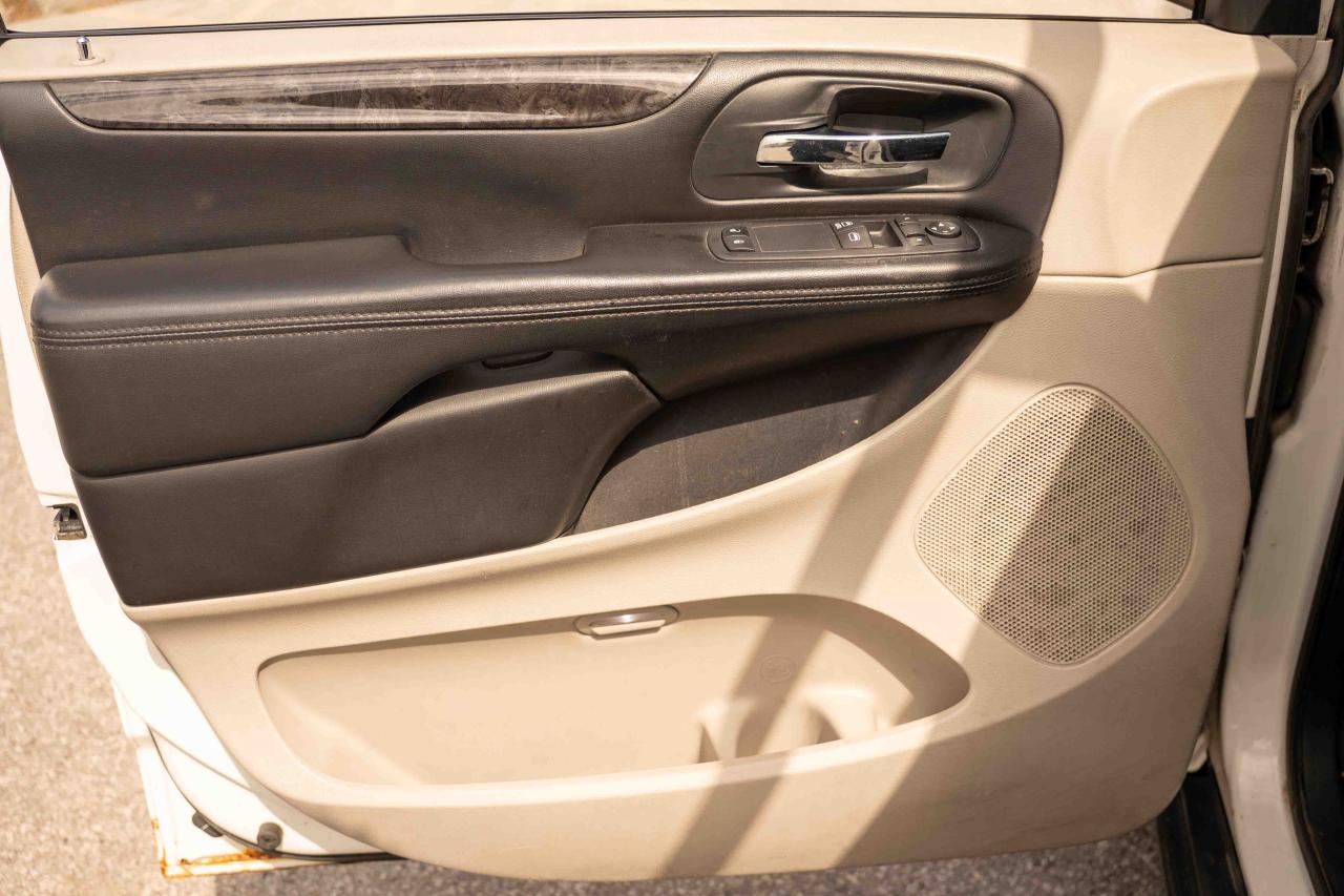 2010 Dodge Grand Caravan C/V - Photo #14