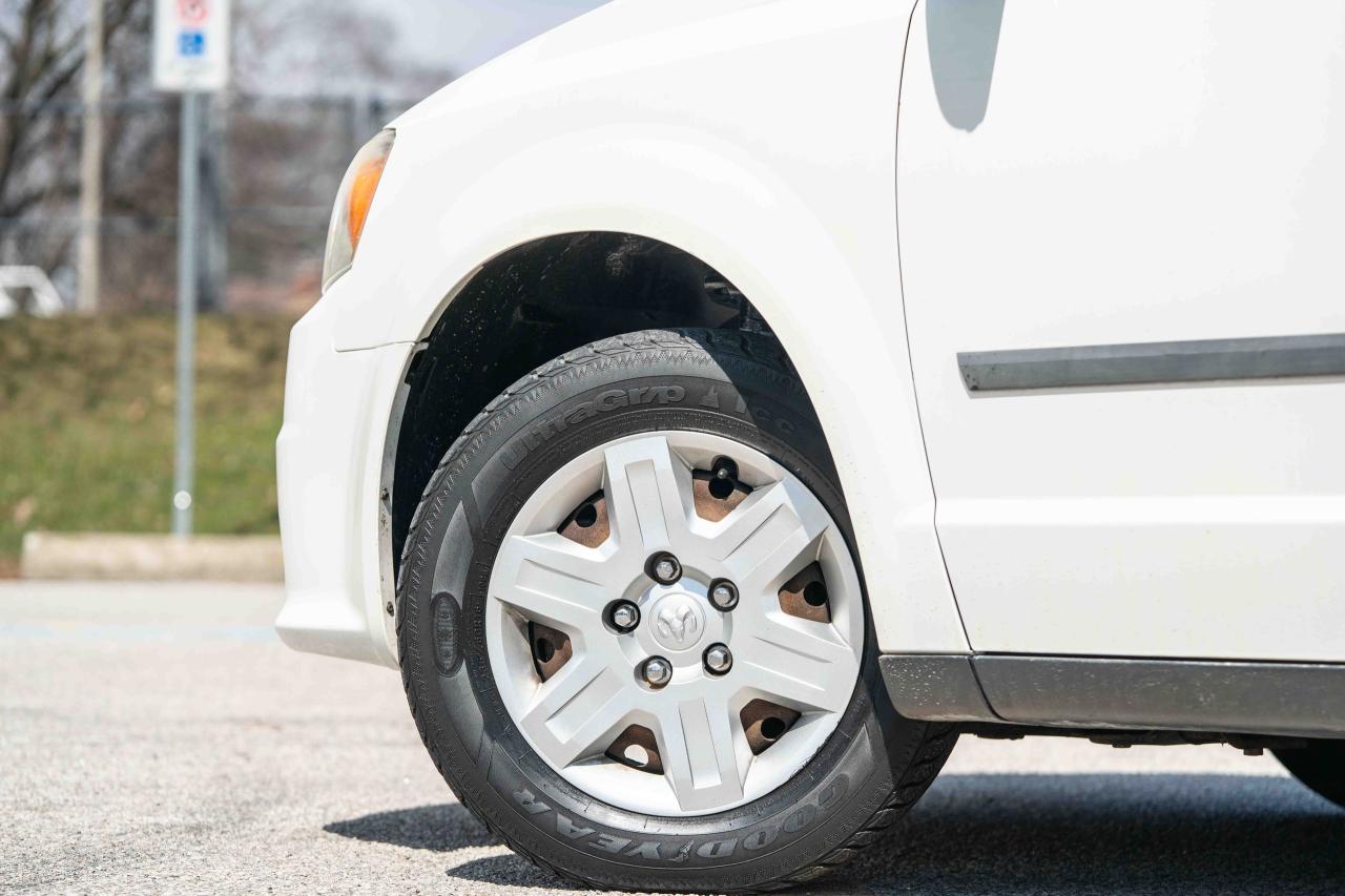 2010 Dodge Grand Caravan C/V - Photo #12
