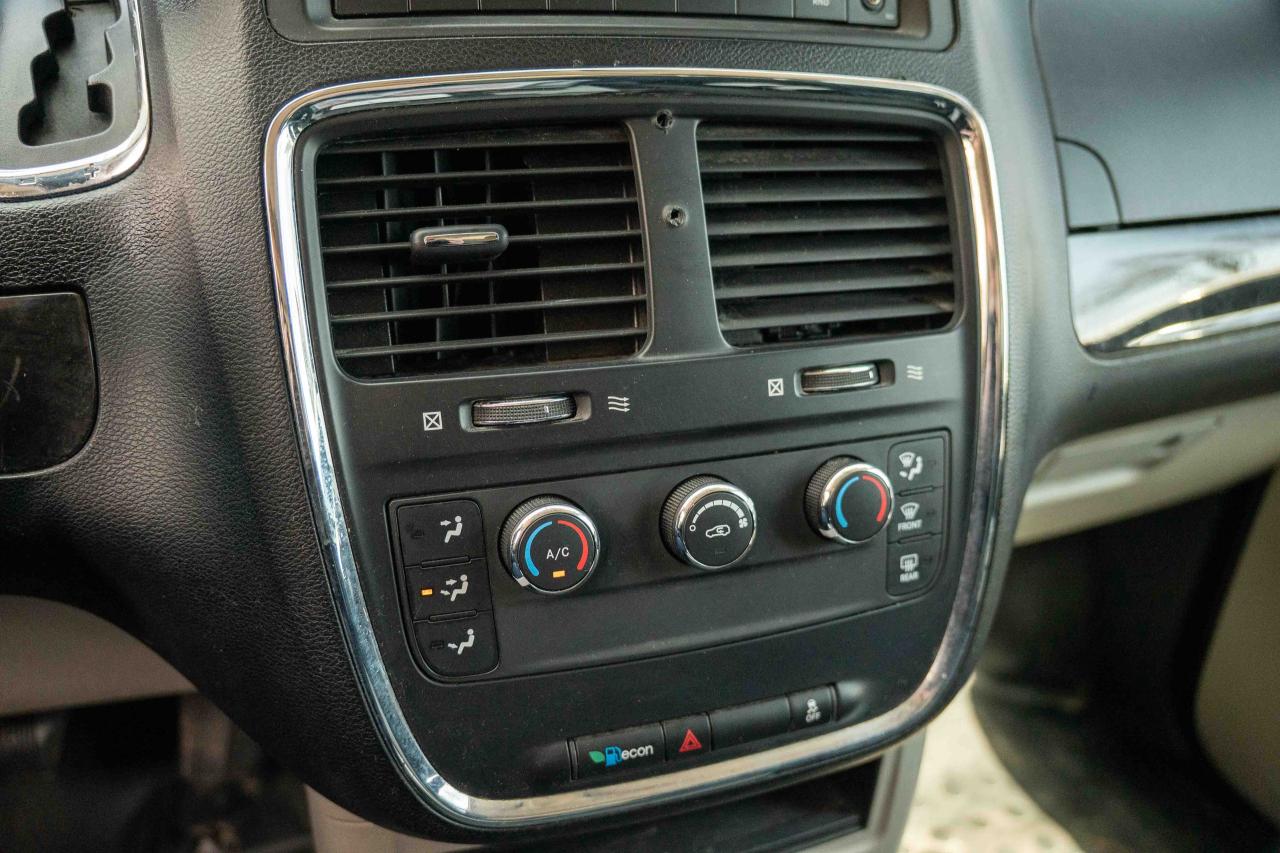 2010 Dodge Grand Caravan C/V - Photo #24