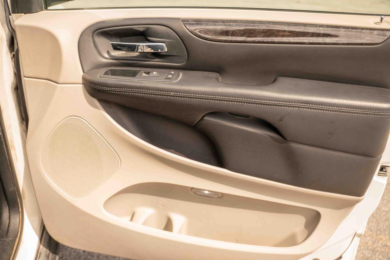 2010 Dodge Grand Caravan C/V - Photo #33