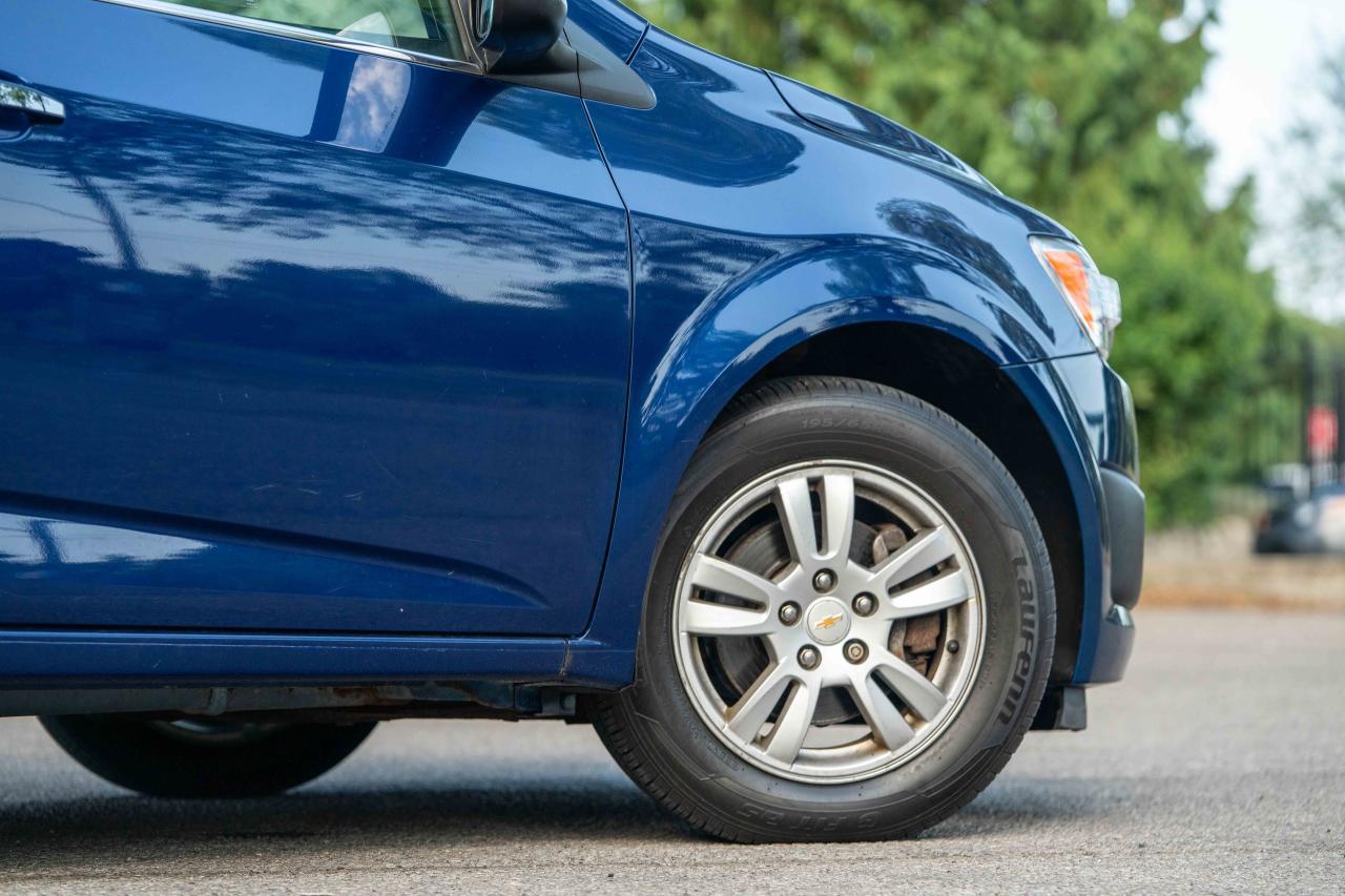 2012 Chevrolet Sonic LT - Photo #12
