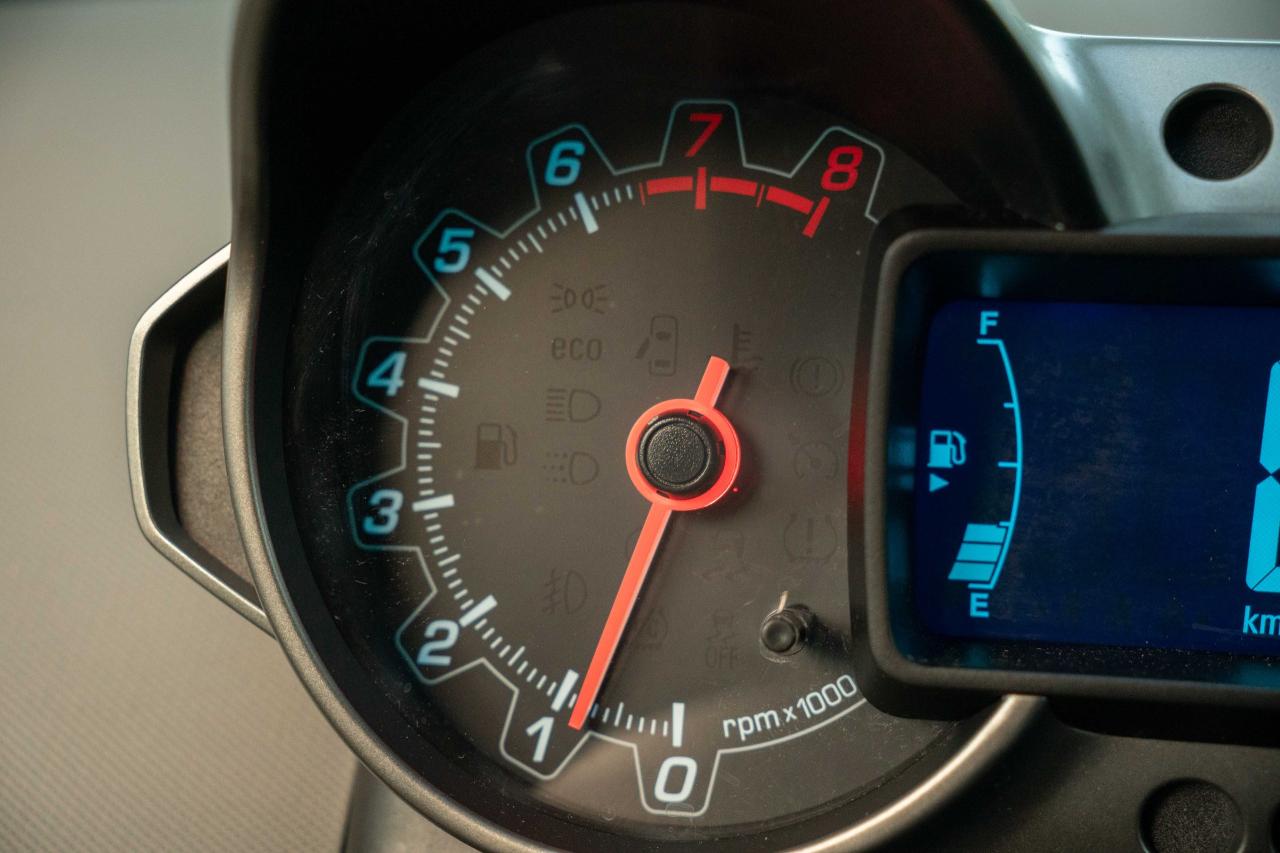 2012 Chevrolet Sonic LT - Photo #25