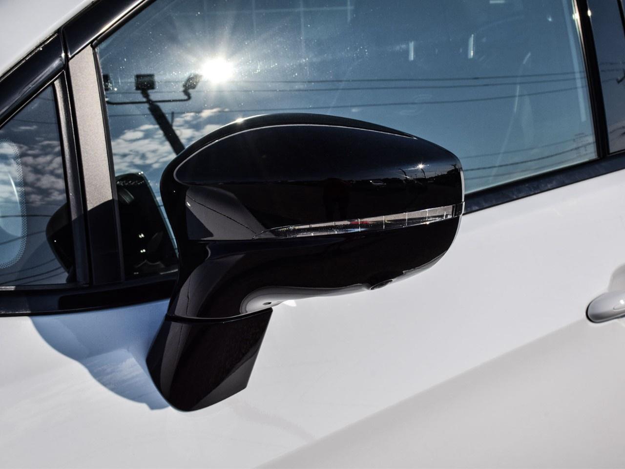 2026 Chrysler Pacifica Limited AWD Photo