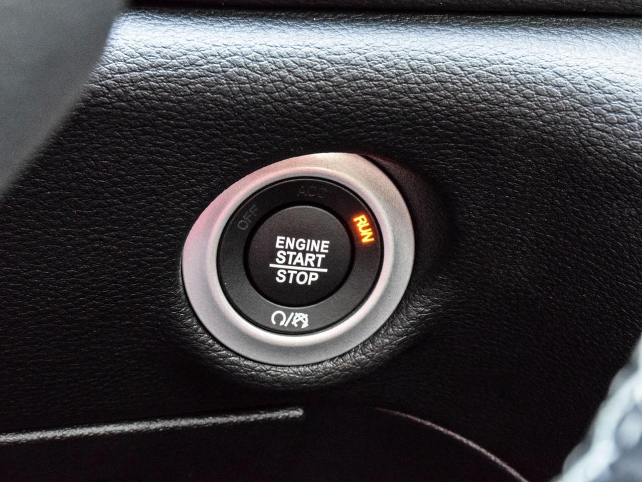 2026 Chrysler Pacifica Limited AWD Photo