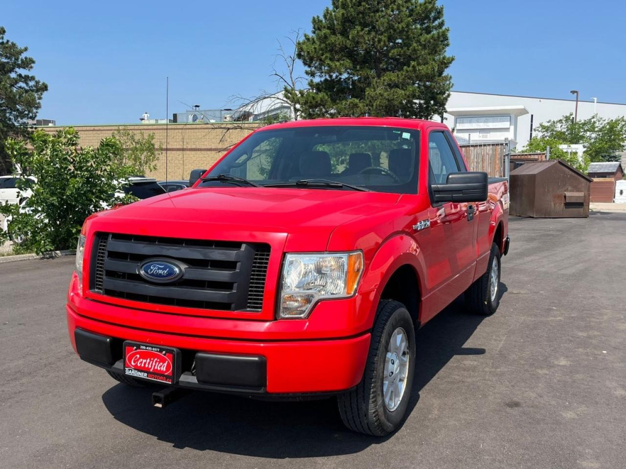 Used 2012 Ford F-150 STX 4x2 Regular Cab Styleside 6.5 ft. box 126 in. WB Automatic for sale in Mississauga, ON