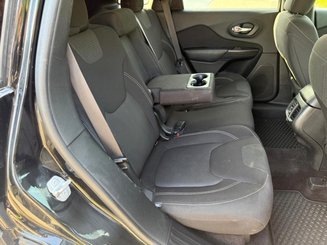 2016 Jeep Cherokee 4x4 |NORTH|V6|BIG SCREEN|NAVI|PUSH START|BACK-UP CAM|POWER TAILGATE| - Photo #19