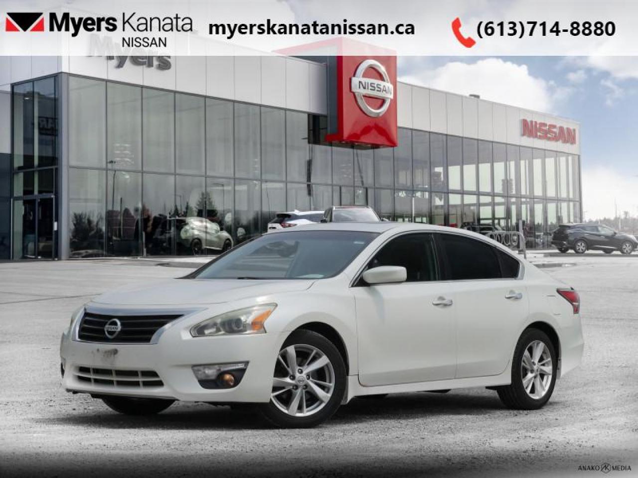 Used 2014 Nissan Altima 2.5 SV  - Sunroof -  Bluetooth for sale in Kanata, ON