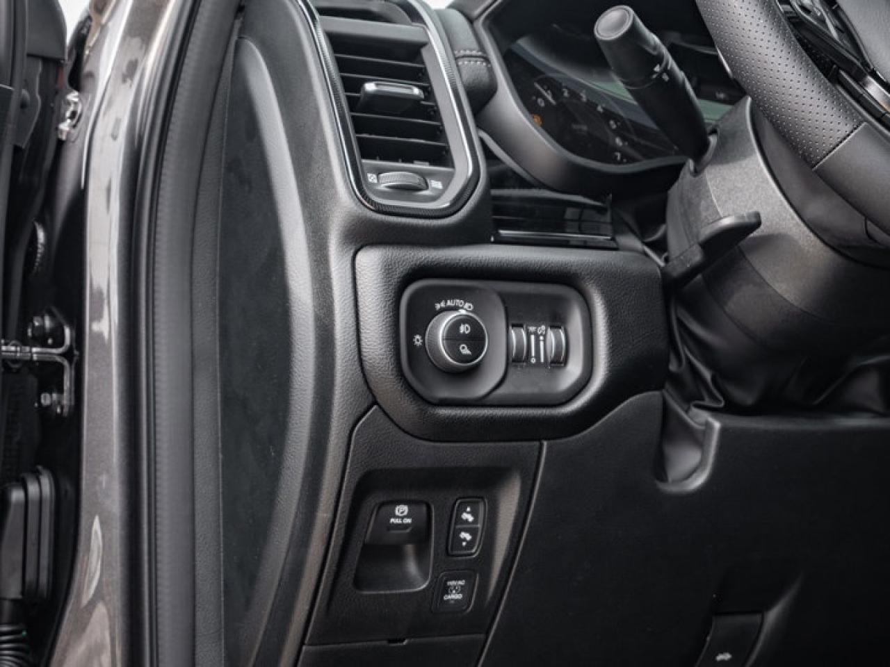 2026 RAM 1500 SPORT Photo