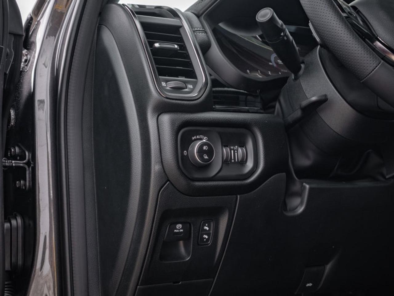 2026 RAM 1500 SPORT Photo