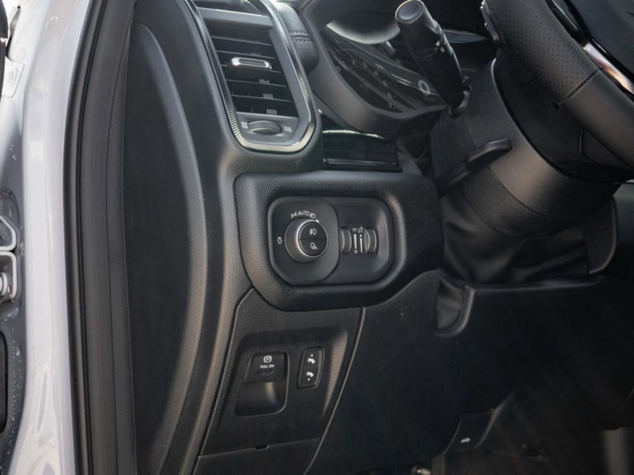 2026 RAM 1500 SPORT Photo