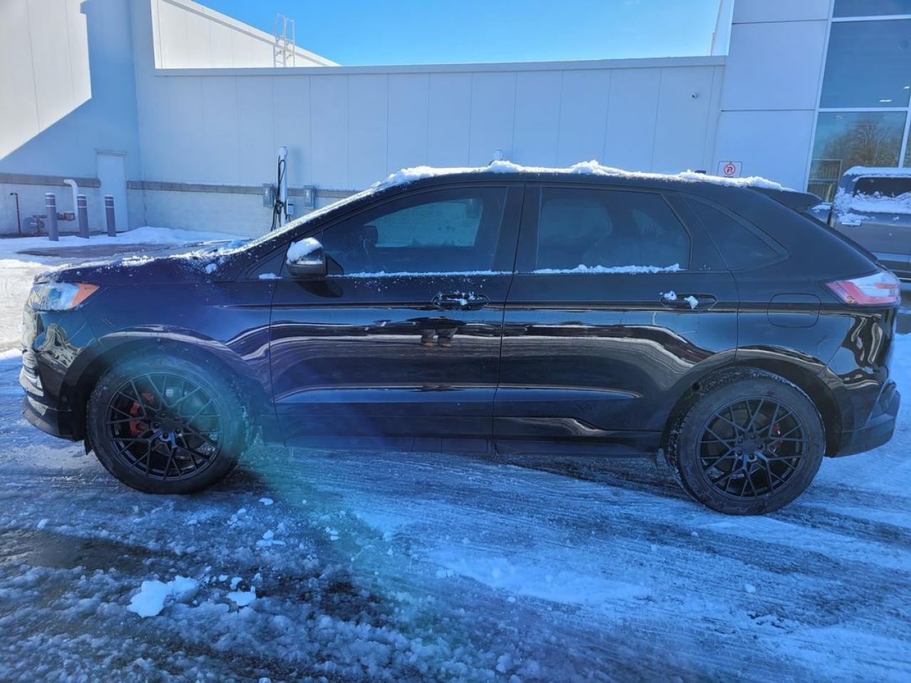 2022 Ford Edge ST Photo20