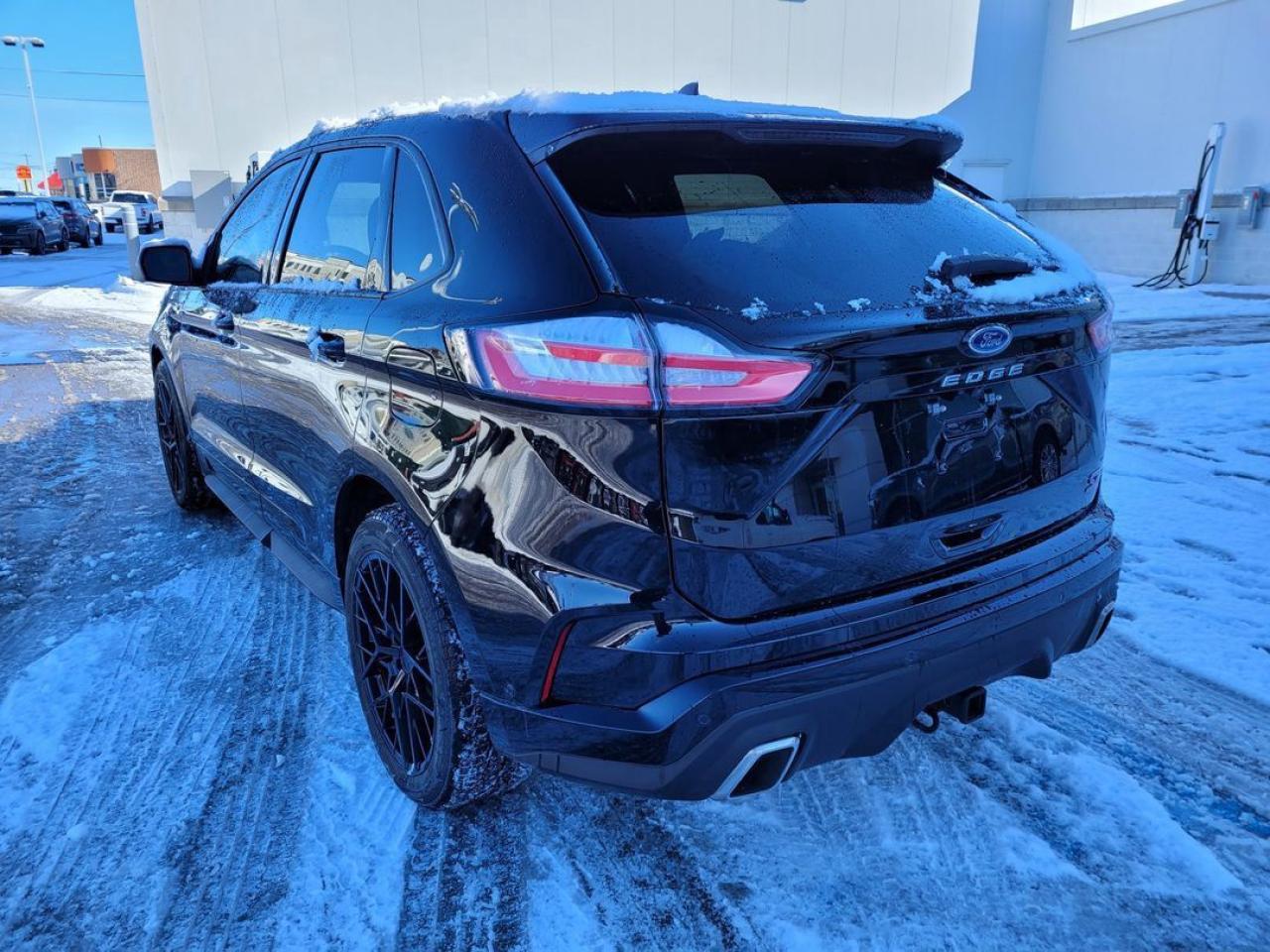 2022 Ford Edge ST Photo21