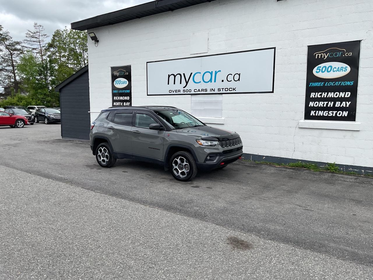 Used 2022 Jeep Compass Trailhawk 2.4L TRAILHAWK 4X4!!!!   HEATED SEATS. LEATHER. BACKUP CAM. BLUETOOTH. A/C. CRUISE. PWR GROUP. PERFE for sale in North Bay, ON