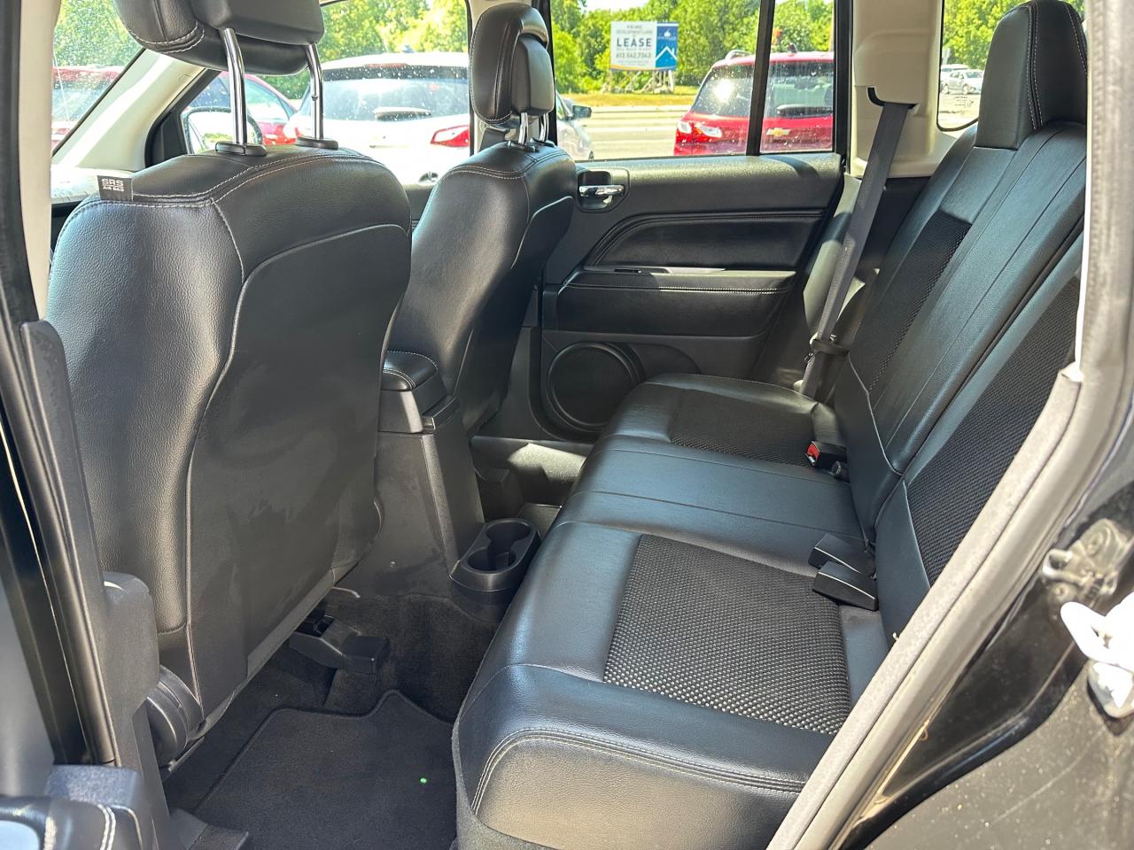 2016 Jeep Compass Sport/North Photo4