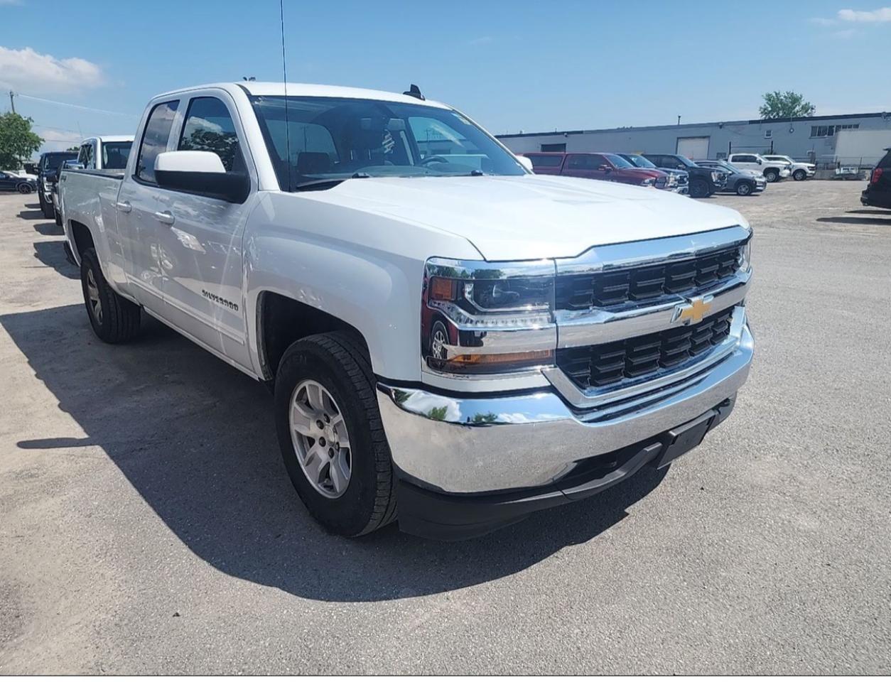 Used 2019 Chevrolet Silverado 1500 LD LT for sale in Kingston, ON