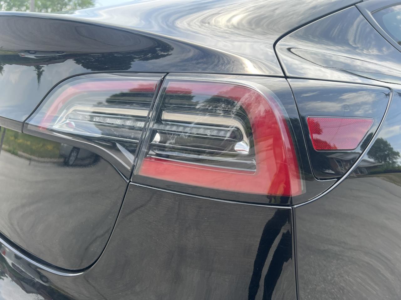 2021 Tesla Model 3 Standard Range - Photo #7