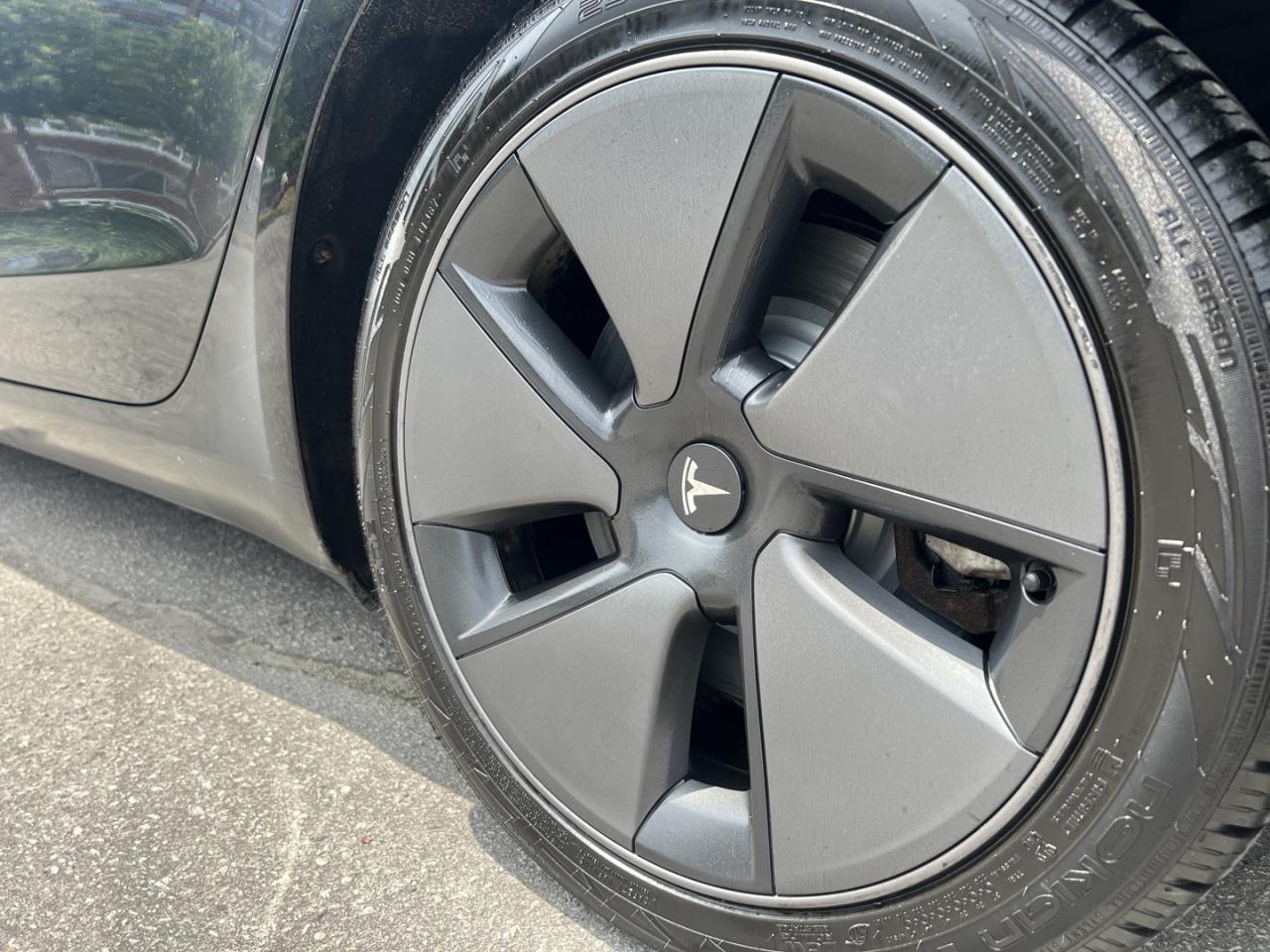 2021 Tesla Model 3 Standard Range - Photo #26