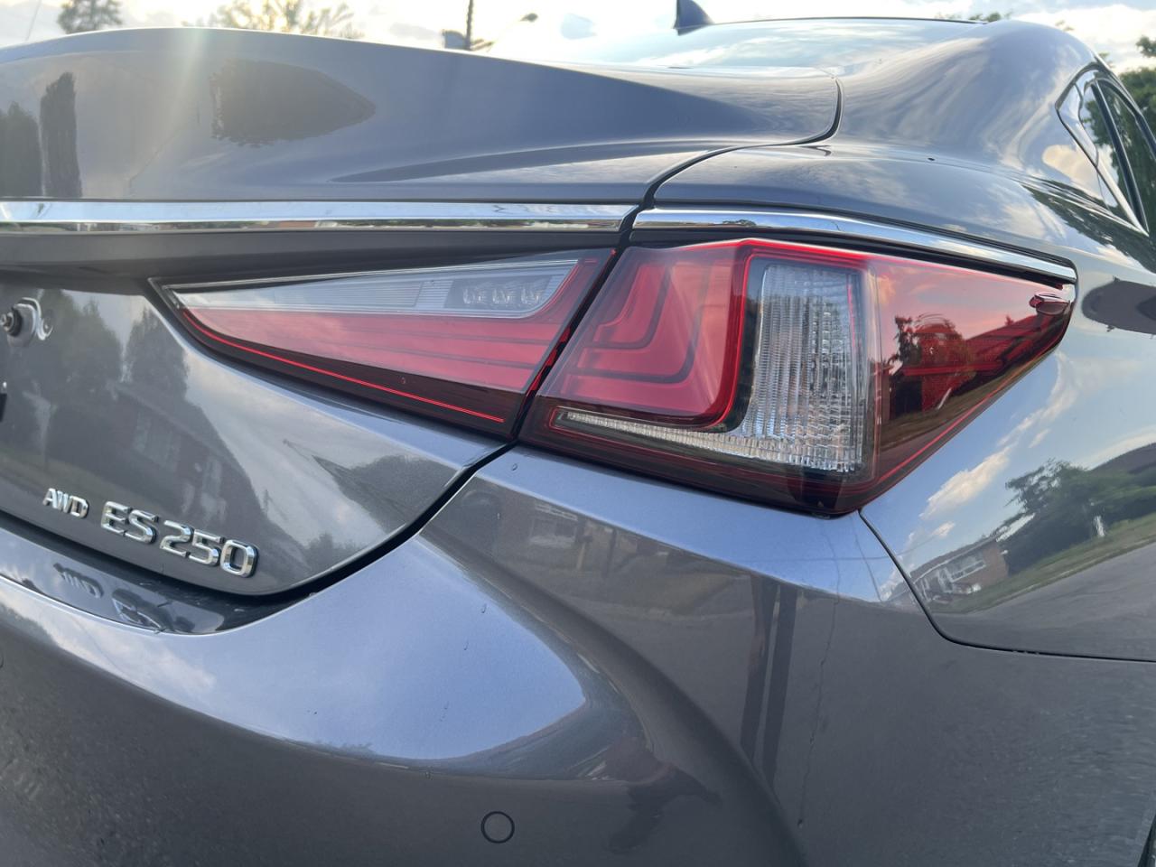 2021 Lexus ES 250 Base - Photo #7