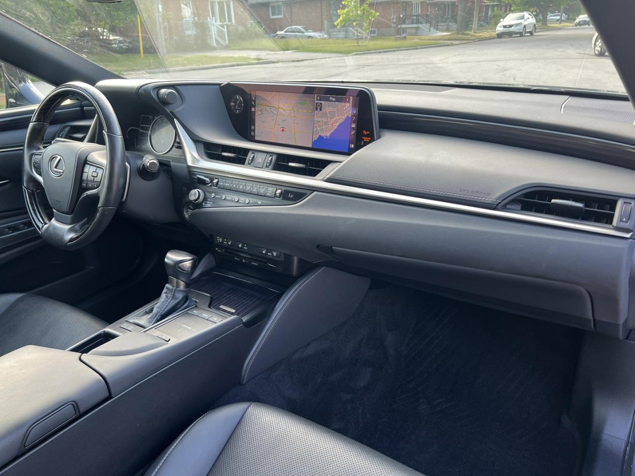 2021 Lexus ES 250 Base - Photo #10