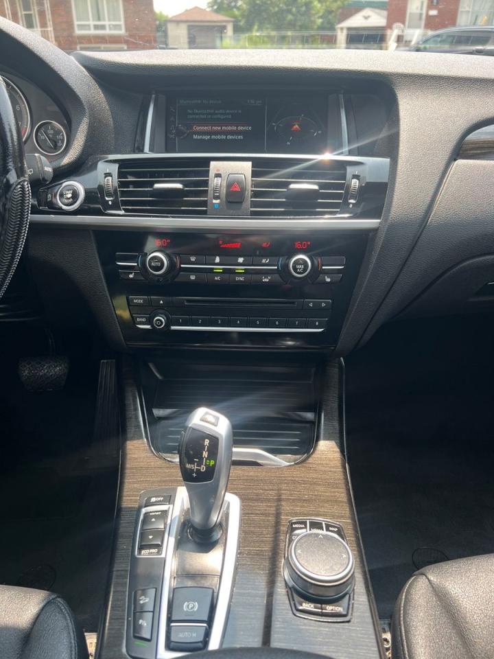 2017 BMW X3 xDrive28i - Photo #26