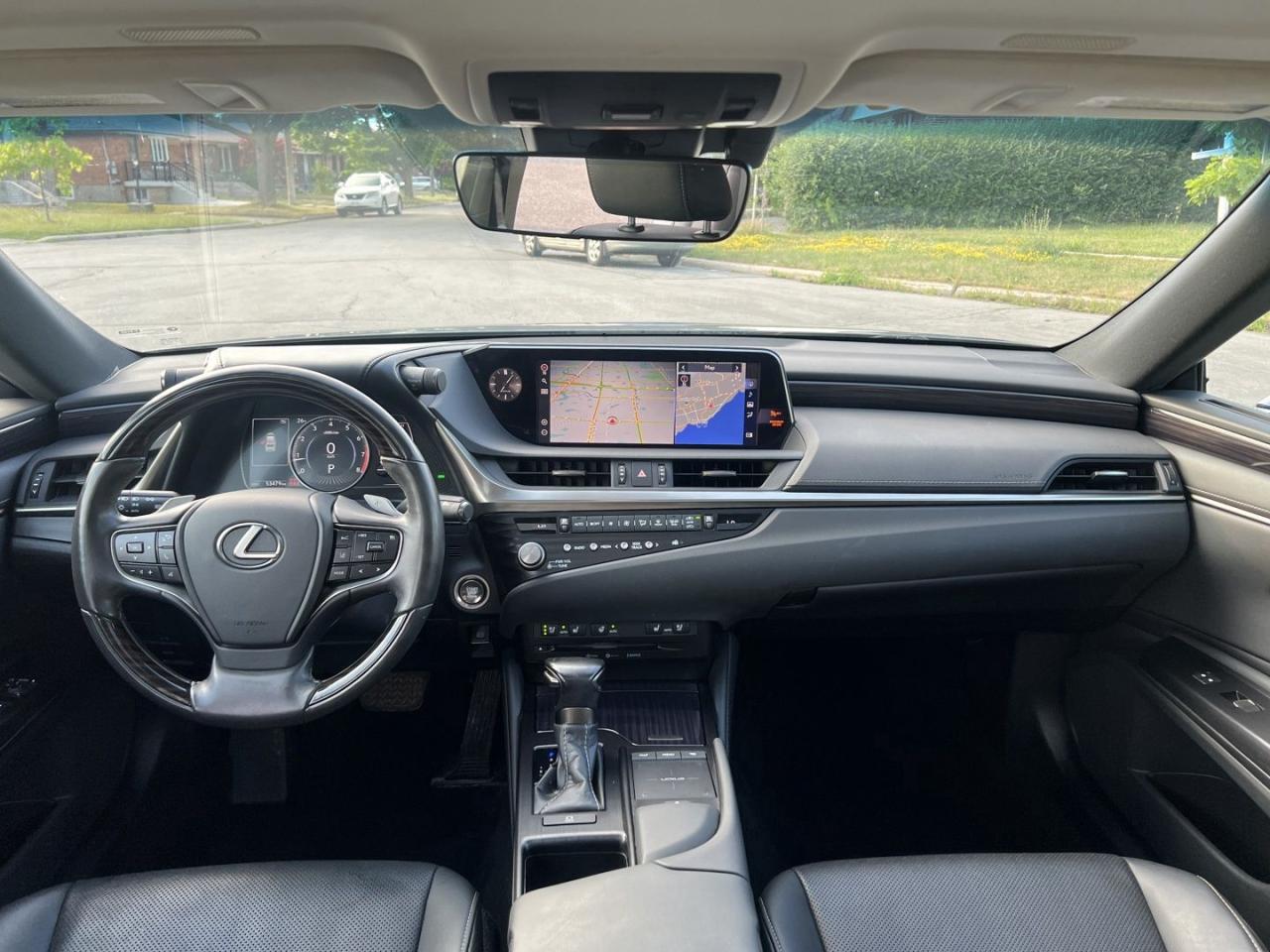 2021 Lexus ES 250 Base - Photo #12
