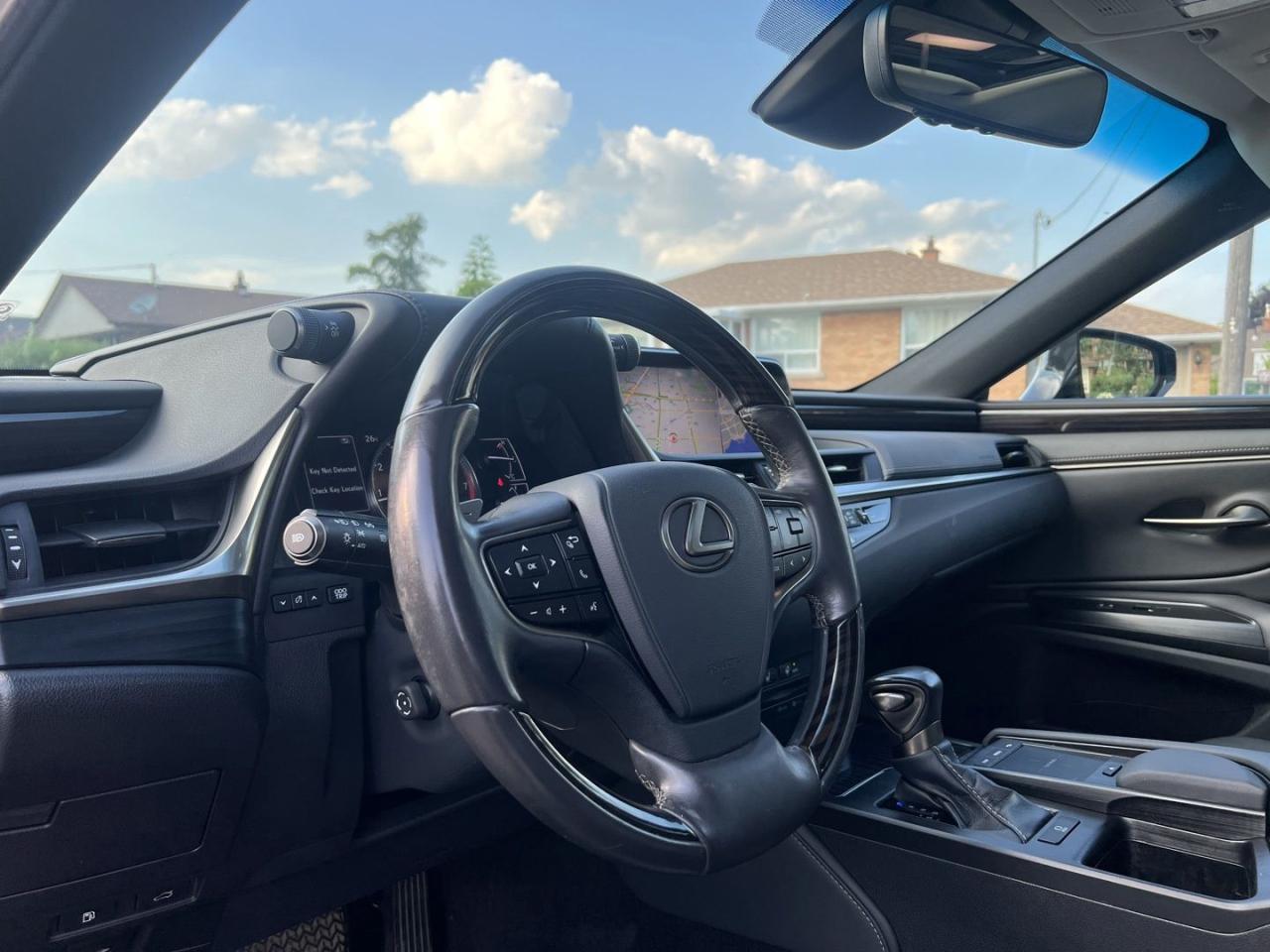 2021 Lexus ES 250 Base - Photo #15
