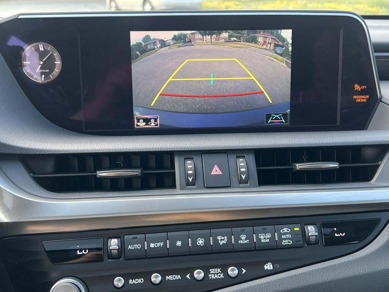 2021 Lexus ES 250 Base - Photo #17